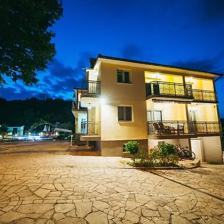 House Estera 別荘 Grubine